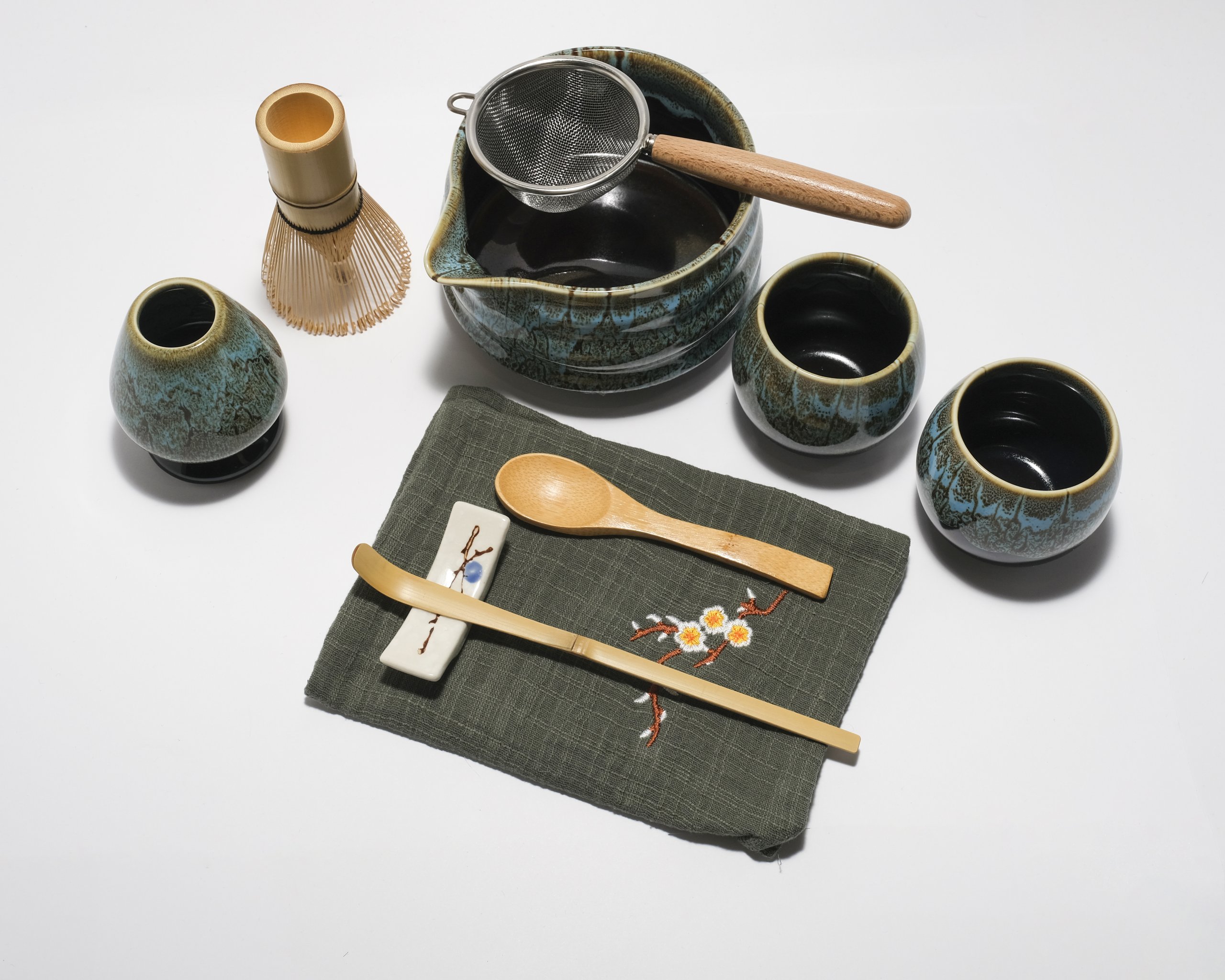 Prémiový Matcha Ceremoniálny Set – 8-dielna sada s glazovanou keramikou